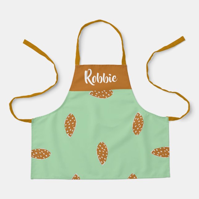 Brown potato on green apron (Front)