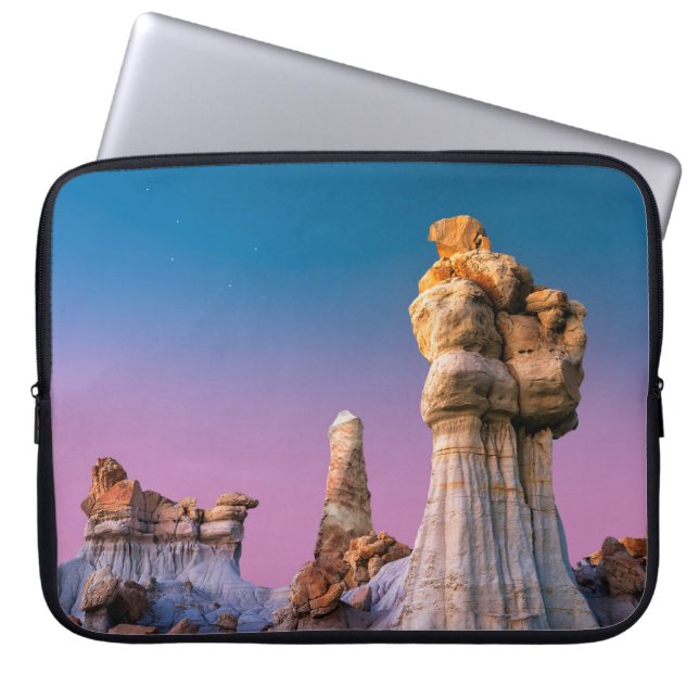 BROWN ROCK FORMATION LAPTOP SLEEVE (Front)