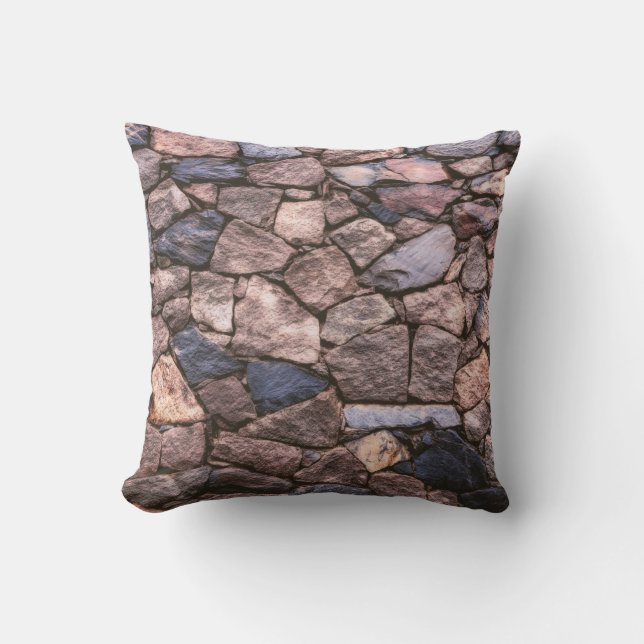 Brown rock wall cushion (Front)