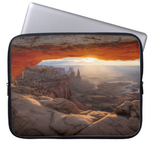 BROWN ROCKY MOUNTAIN DURING SUNSET LAPTOP SLEEVE