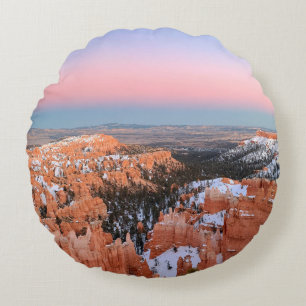 BROWN ROCKY MOUNTAIN UNDER BLUE SKY ROUND CUSHION