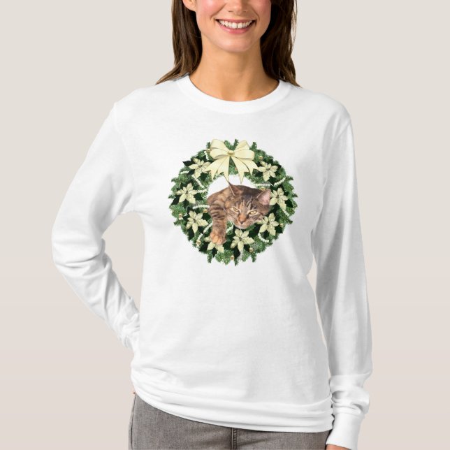 Brown tabby Christmas T-Shirt (Front)