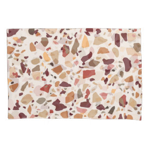 Brown terrazzo: vintage, trendy pattern. pillowcase