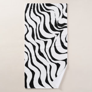 Brush grunge pattern. White and black vintage. abs Bath Towel