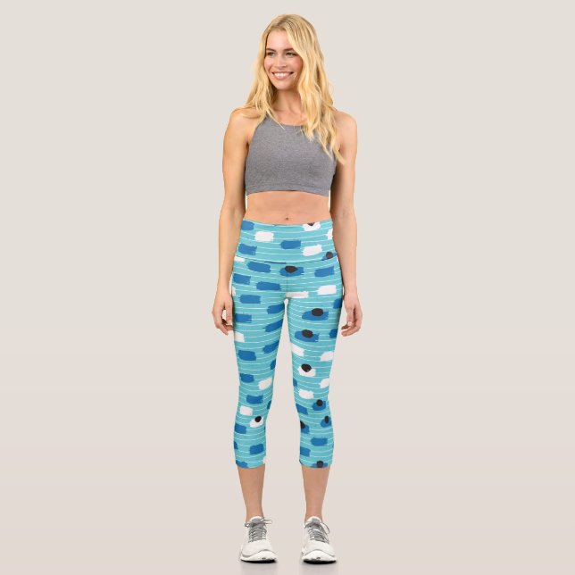Brush stroke seamless pattern, hand-drawn. capri leggings (Front)