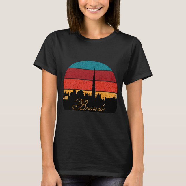 Brussels Atomium Retro Sunset Travel T-Shirt (Front)