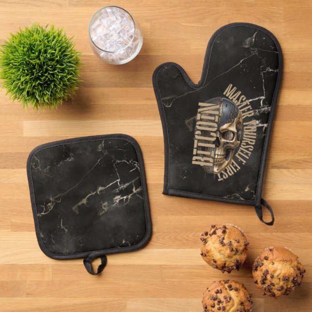 BTC motivation | Skull | Gold Marble Oven Mitt & Pot Holder Set (Top Down)