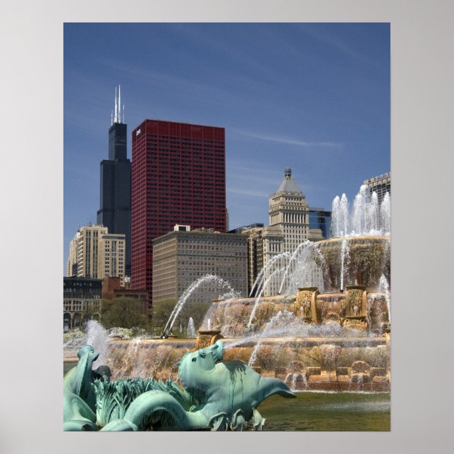 Buckingham Fountain located in Grant Park, Poster (Front)