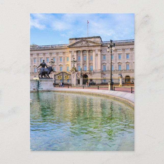 Buckingham Palace, London UK Postcard (Front)