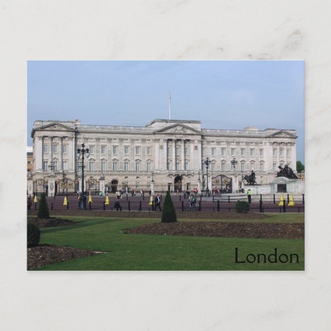 Buckingham Palace Postcard (Front)