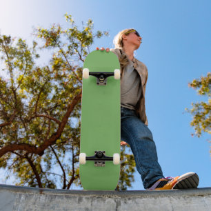 Bud green (solid colour) skateboard