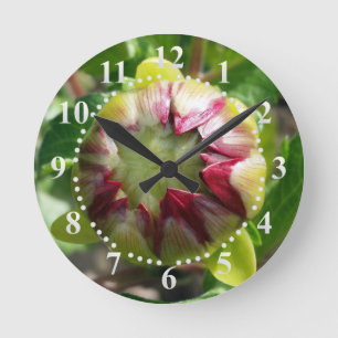 bud in autumn round clock