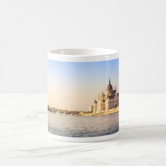 Budapest parliament coffee mug (Center)