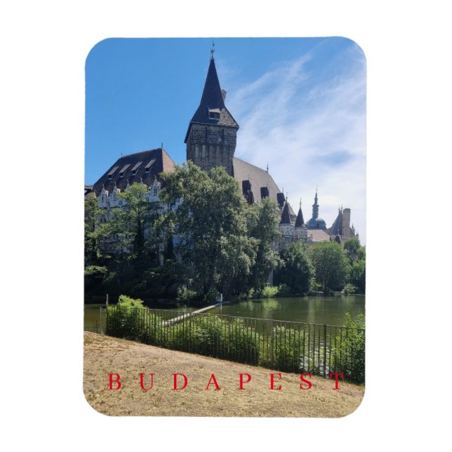 Budapest Vajdahunyad Castle view fridge magnet (Vertical)