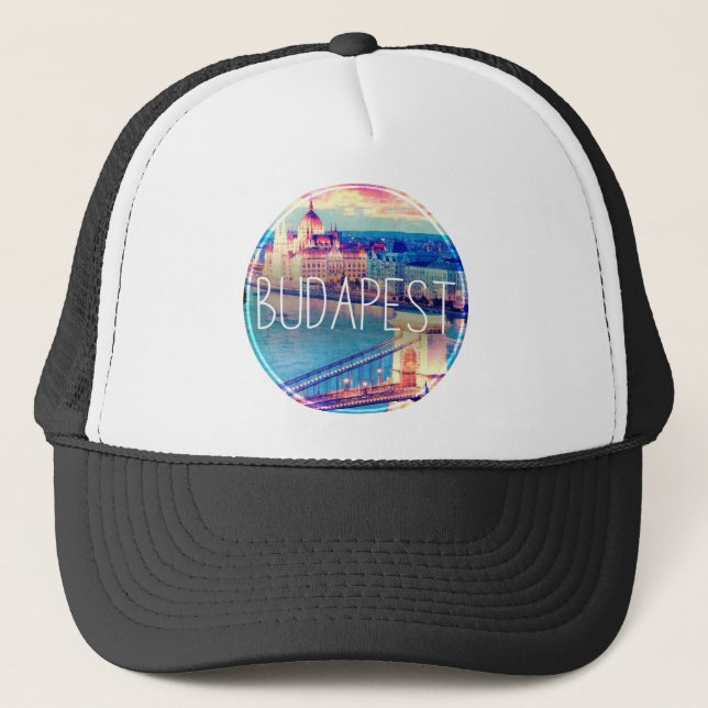 Budapest vintage, circle trucker hat (Front)