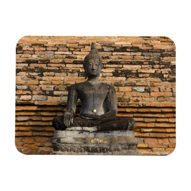 Buddha at Wat Mahathat. Magnet (Horizontal)