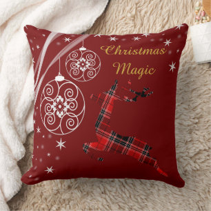 Buffalo Plaid Reindeer Christmas Magic Ornaments Cushion