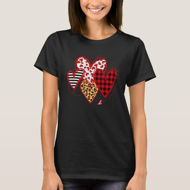 Buffalo Red Black Plaid And Leopard Hearts Valenti T-Shirt (Front)