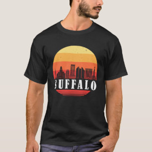 Buffalo Skyline Sunset in Retro Vintage Style T-Shirt