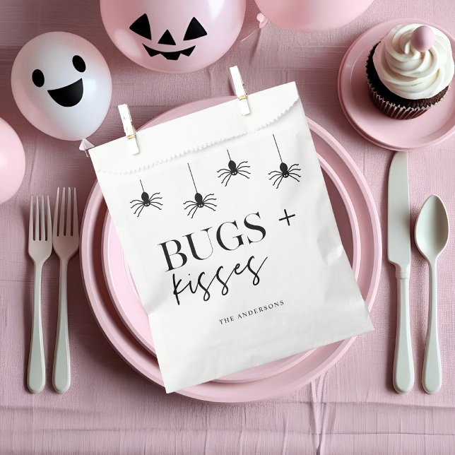 Bugs And Kisses | Black Spiders | Happy Halloween Favour Bags (Creator Uploaded)
