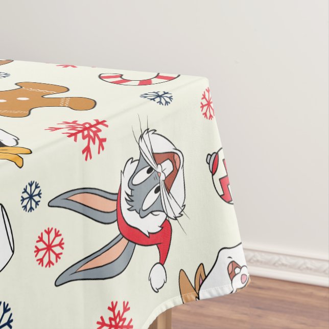 BUGS BUNNY™, DAFFY DUCK™ & Lola Christmas Pattern Tablecloth (In Situ)