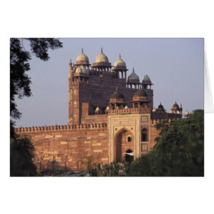 Buland Darwaza Gate of Victory) to the Dargah