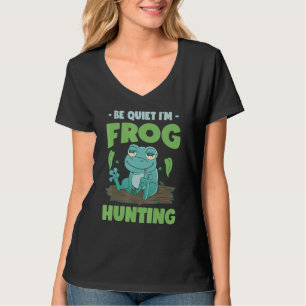 Bullfrog Hunter Frog Gigging Frog Catching T-Shirt