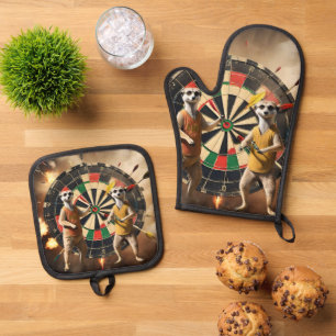 Bullseye Burrow: Meerkat Dart League, Oven Mitt & Pot Holder Set