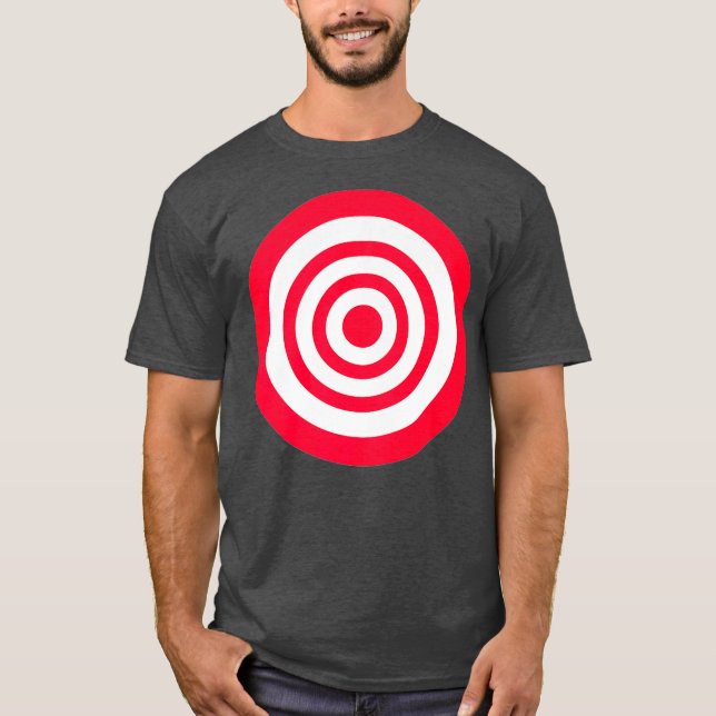 Bullseye Dart Board Dartboard Target Darts T-Shirt (Front)