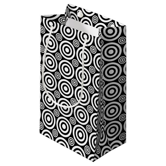 Bullseye-GIFT BAG S-Black-White (Front Angled)