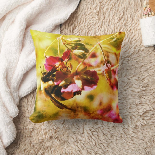 Bumble Bee On Pink Flower Abstract Grunge Cushion (Blanket)