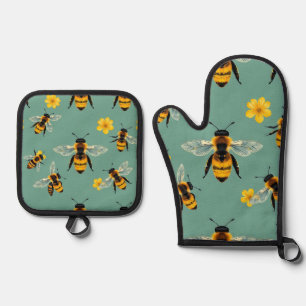 Bumble Bee Watercolor Realistic Honeycomb Oven Mitt & Pot Holder Set