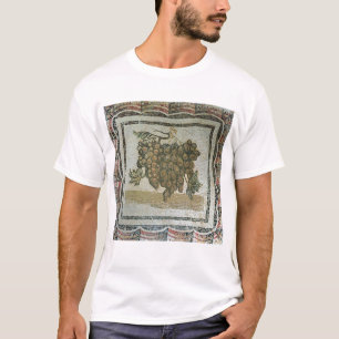 Bunch of white grapes, Roman mosaic T-Shirt