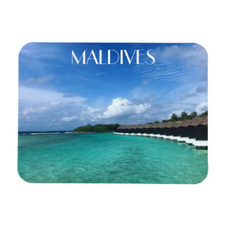 bungalows maldives magnet