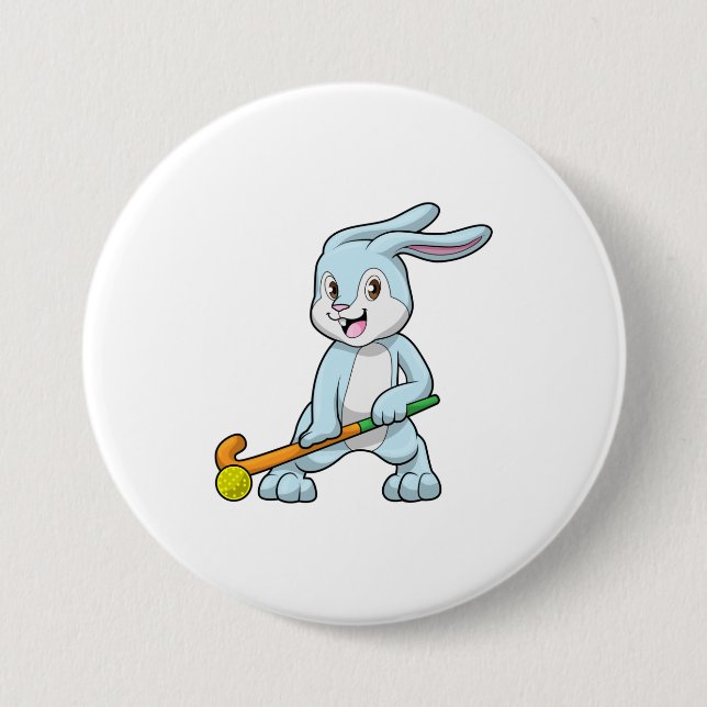 Bunny at Field hockey with Hockey stick 7.5 Cm Round Badge (Front)