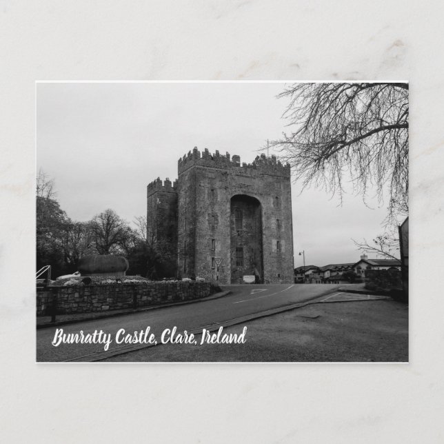 Bunratty Castle, Clare, Ireland Postcard (Front)