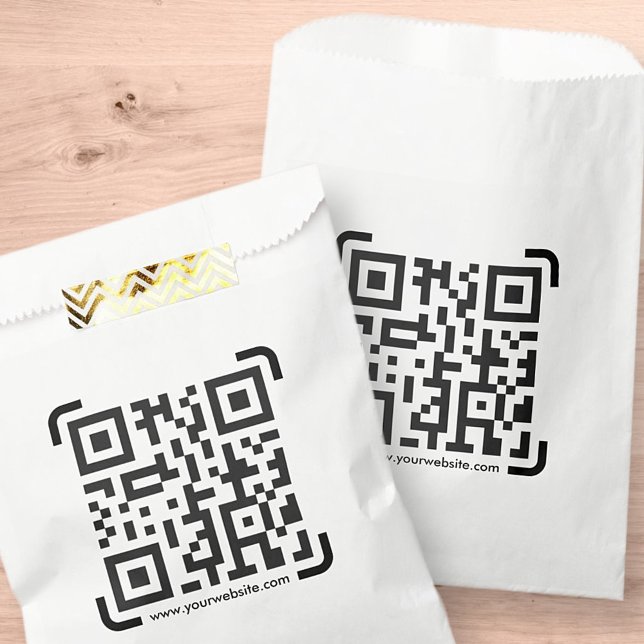 Business Scan Me QR Code Website Modern Simple Favour Bags (Creator Uploaded)