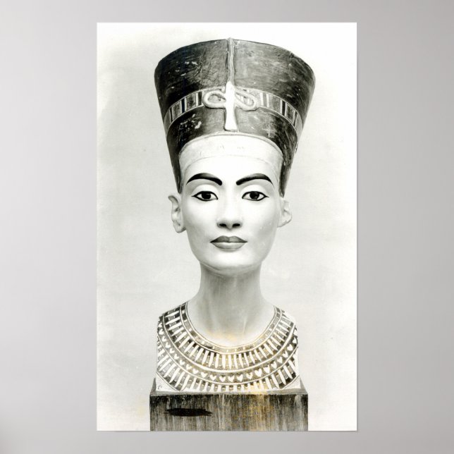 Bust of Queen Nefertiti Poster (Front)
