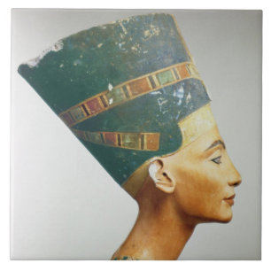 Bust of Queen Nefertiti, side view, from the studi Tile