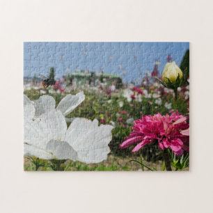 Busy Bee Puzzle, 11" x 14", 252 pieces Jigsaw Puzzle