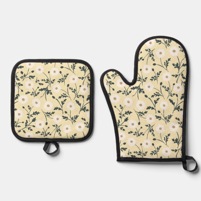 Butter Yellow Cream Modern Farmhouse Daisy Pattern Oven Mitt & Pot Holder Set (Front)