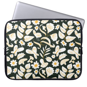 Butterflies & Flowers: Doodle Summer Pattern. Laptop Sleeve