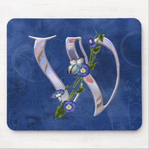 Butterfly Initial W Mouse Pad