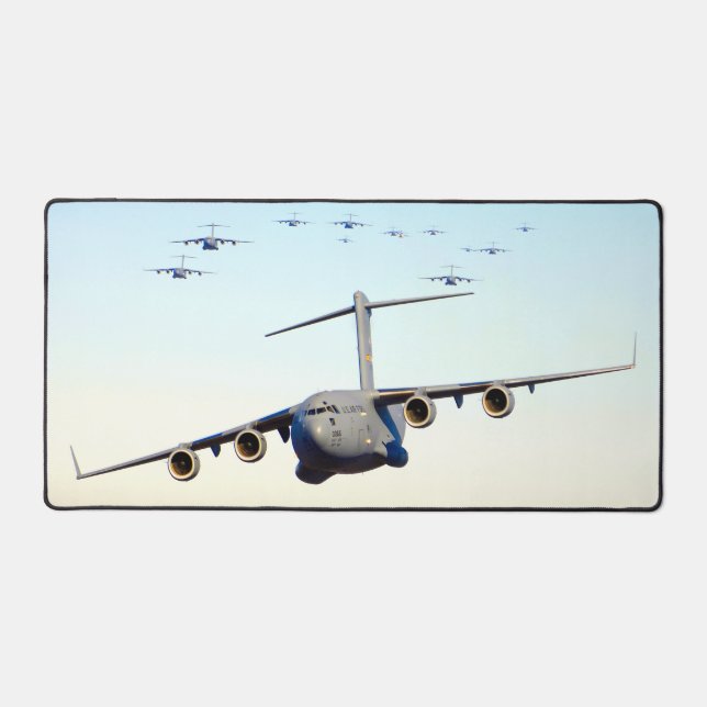 C-17 GLOBEMASTER III  DESK MAT (Front)