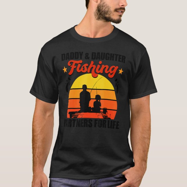 C:\Users\Administrator\Downloads\FISH 6\Daddy Daug T-Shirt (Front)