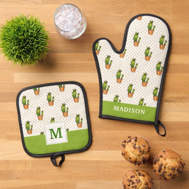 Cactus & Succulent Polk Dot Pattern Oven Mitt & Pot Holder Set (Top Down)