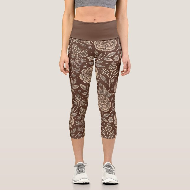 Cafe Rose Wild Floral Pattern Capri Leggings (Front)