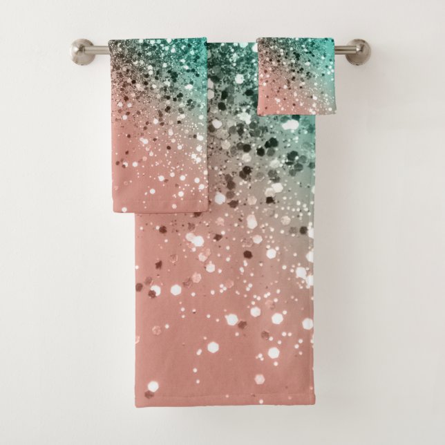 Cali Summer Vibes Lady Glitter #4 Bath Towel Set (Insitu)