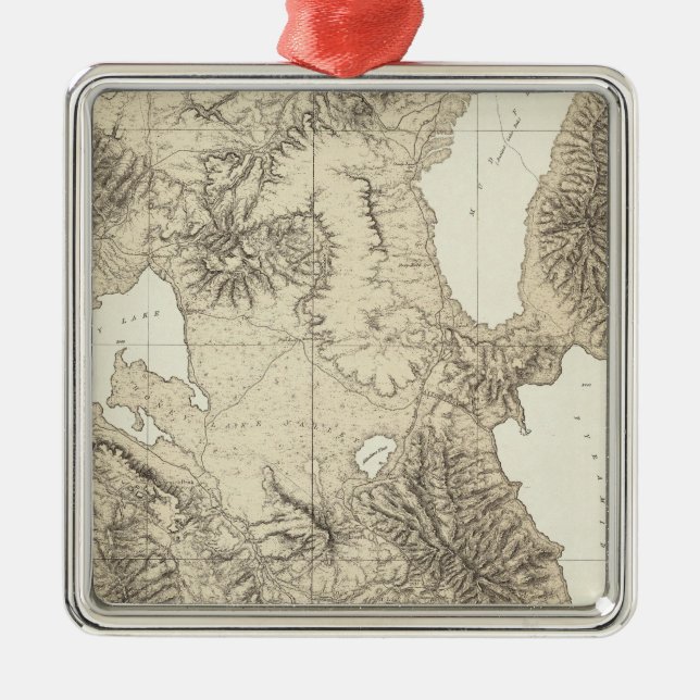 California and Nevada 10 Metal Tree Decoration (Front)