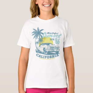 California Beach Vibes Sunset & Car T-Shirt